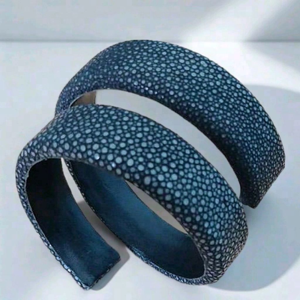 Gelang kulit ikan pari