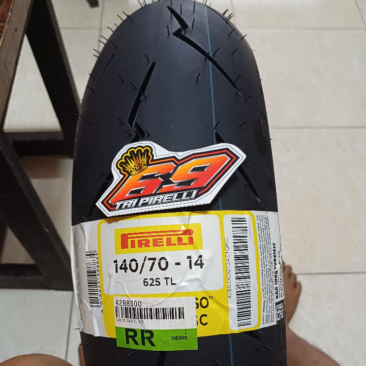 BAN PIRELLI UKURAN 140/70-14