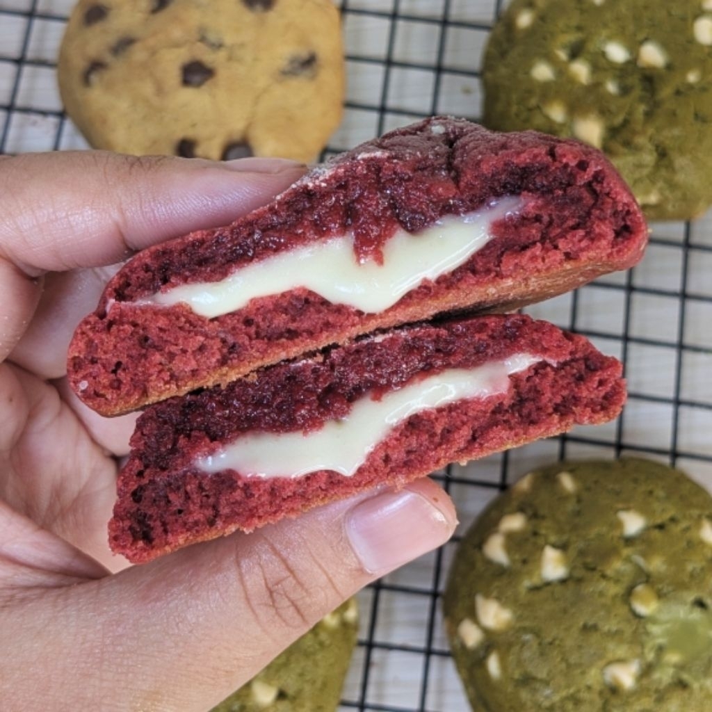 

Red Velvet Cheese Cookies