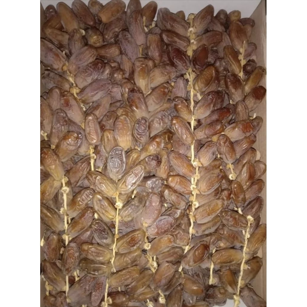 

kurma Tunisia tangkai (kurma palm) premium 1kg