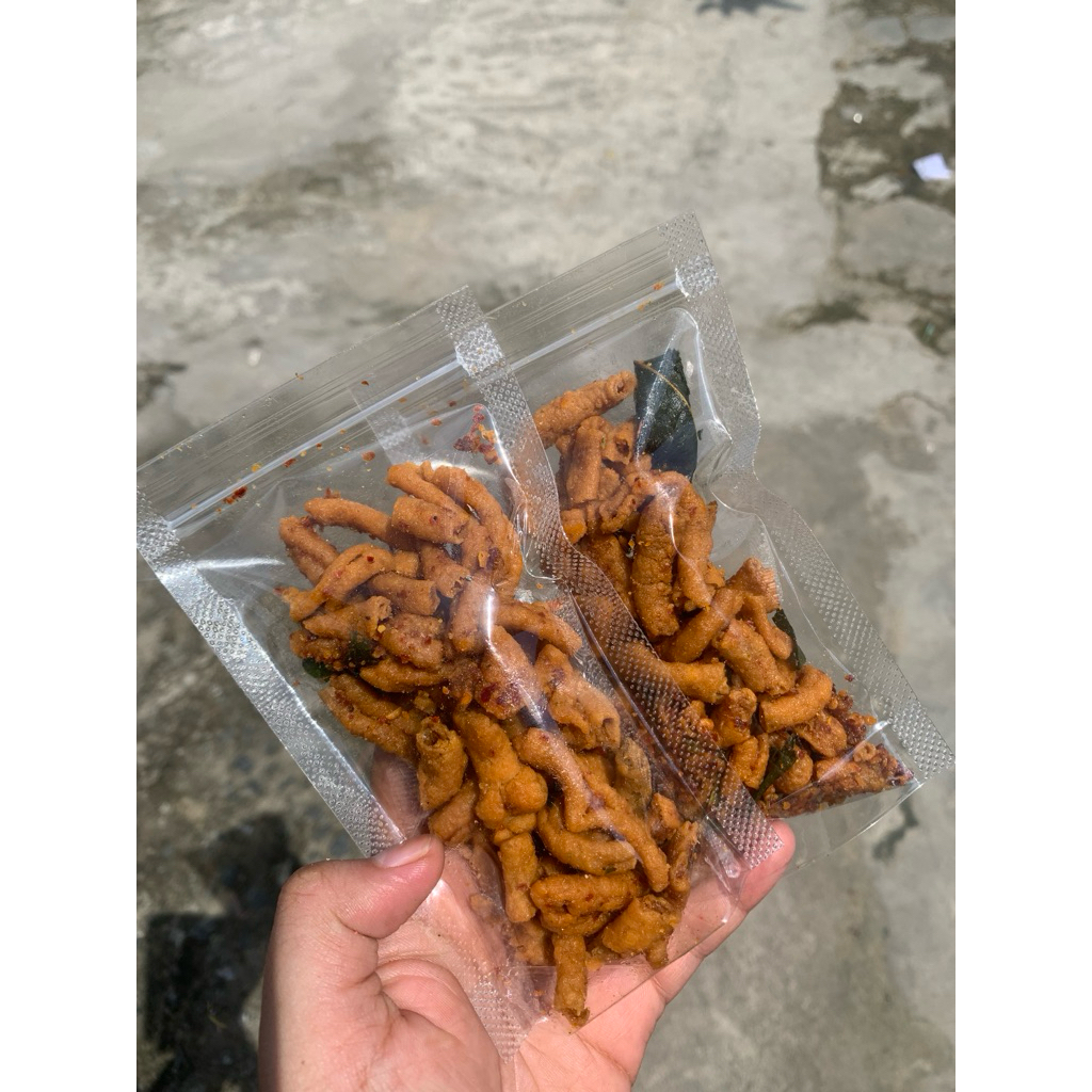 

keripik usus pedas daun jeruk 55grm