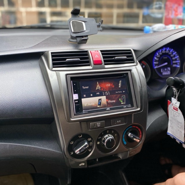 head unit merek jvc kw-250 BT