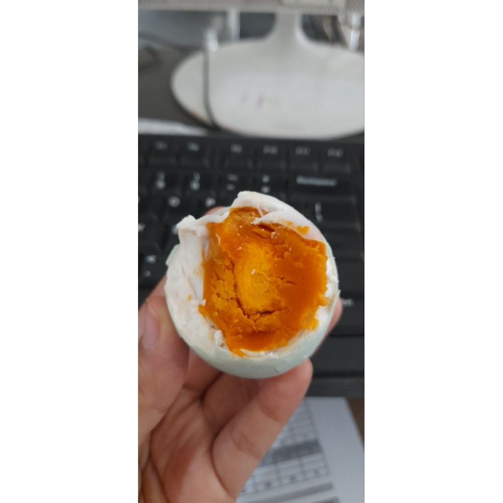 

telur asin masir enak - ukuran besar jumbo