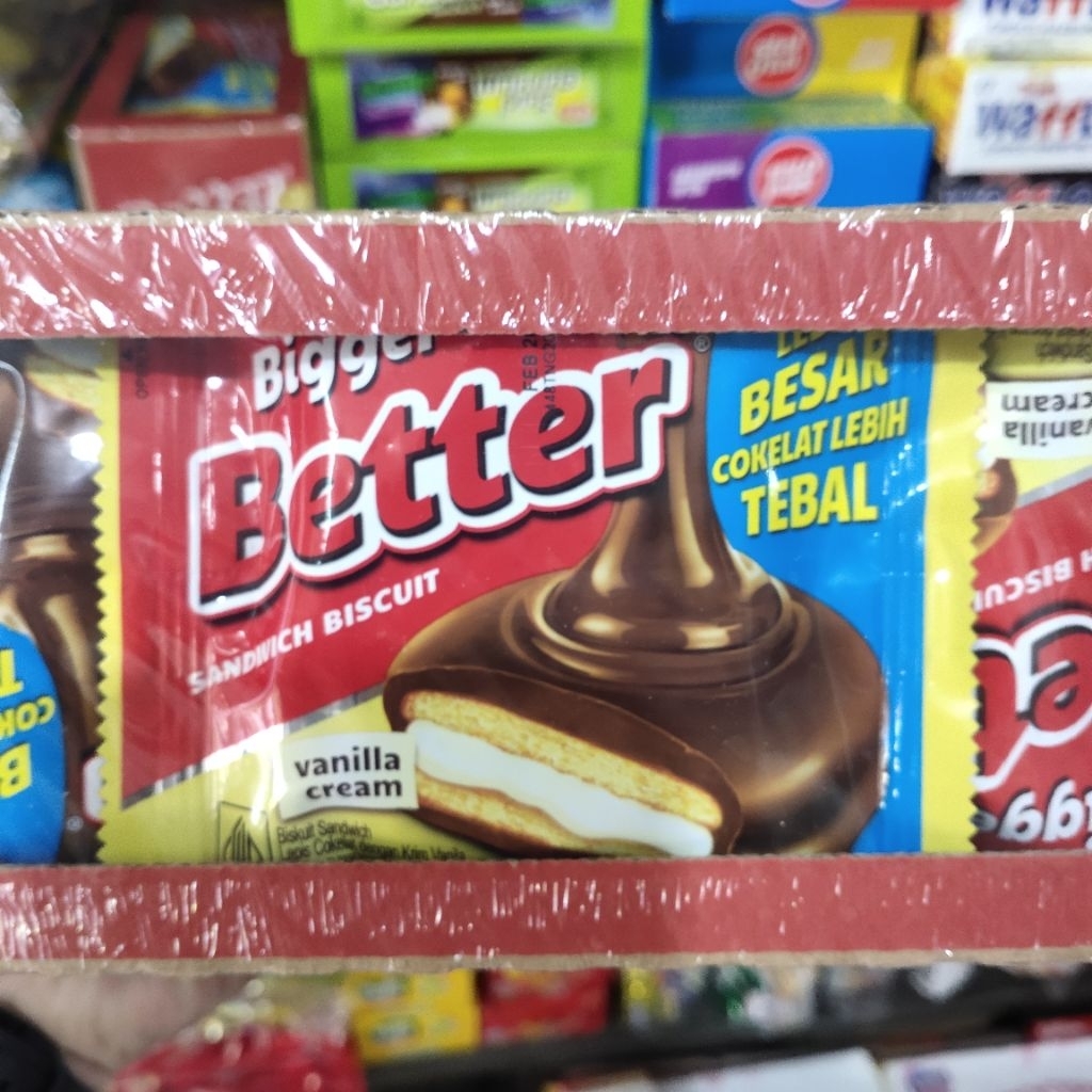 

Sandwich Biskuit Better isi 10