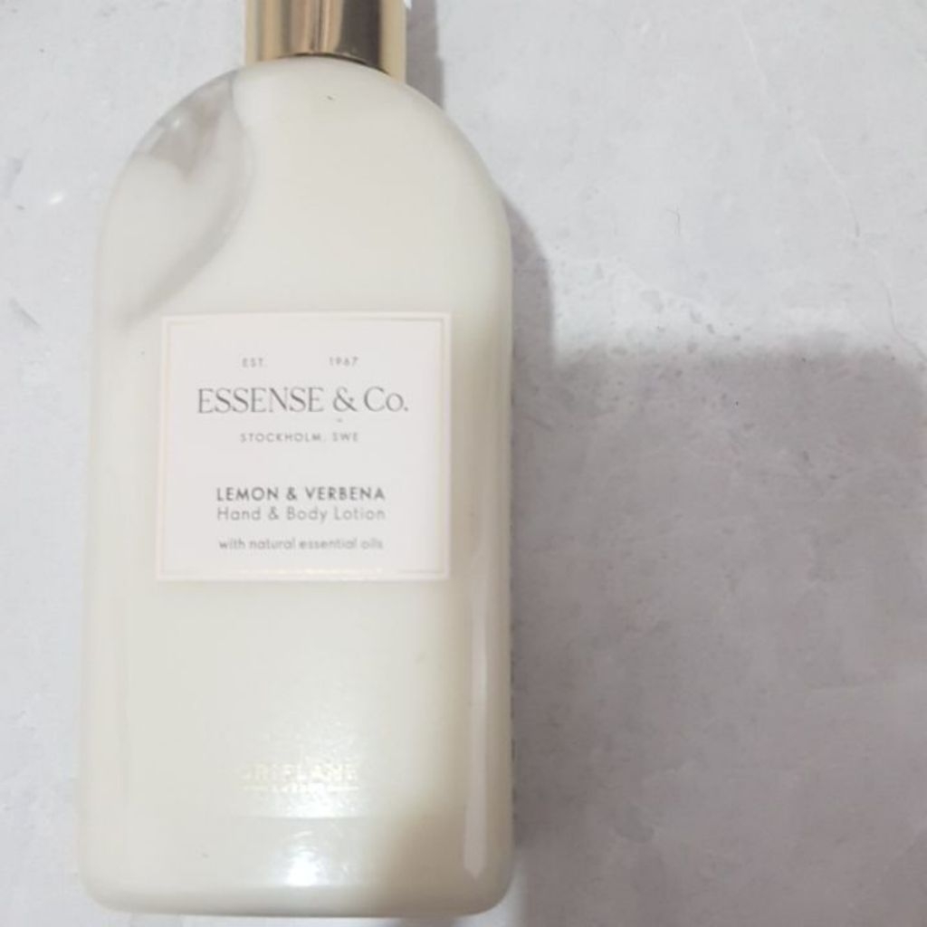 essense & co lemon & verbena hand & body lotion
