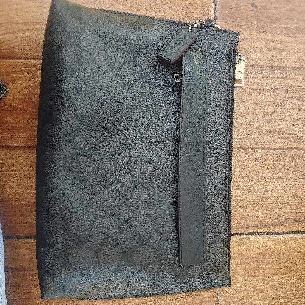 Clutch COACH  Unisex (Pria/Wanita)