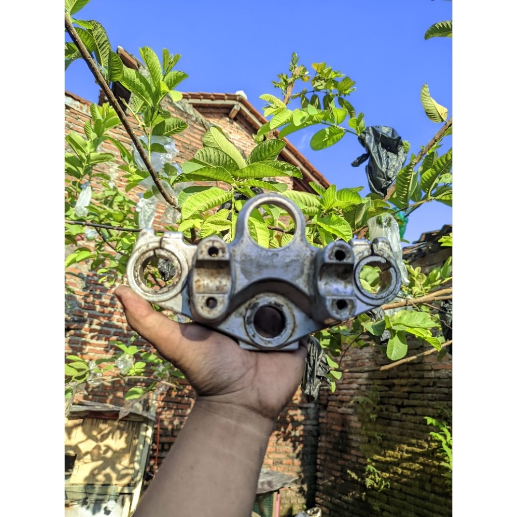 T atas Yamaha Vixion Original copotan