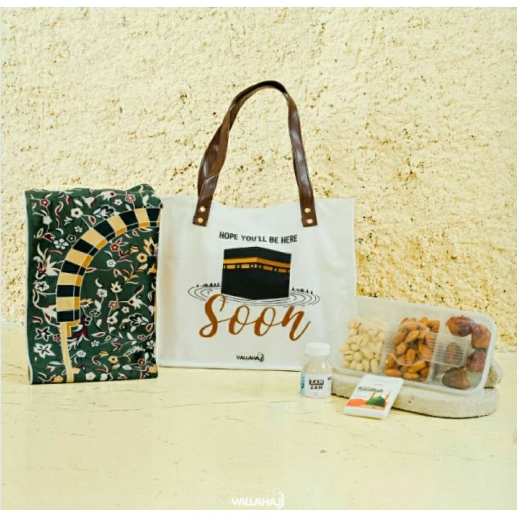 

KHALEED APPAREL X YALLAHAJJ Oleh-oleh Haji & Umroh Paket Luxury C Totebag Kanvas Sajadah/Hampers/Gift Haji dan Umroh