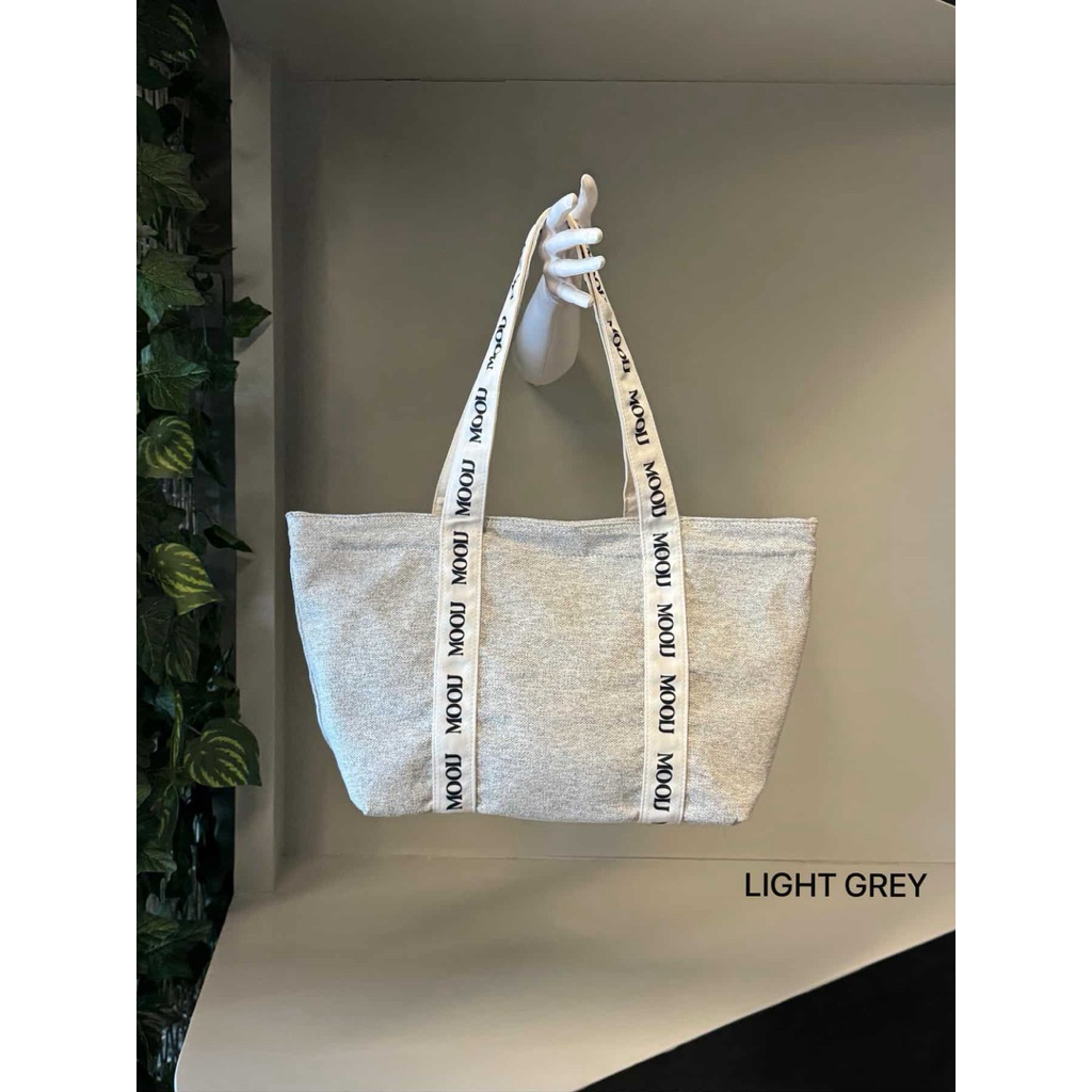 MOOIJ Ariel Small Tote Bag - Color Light Grey