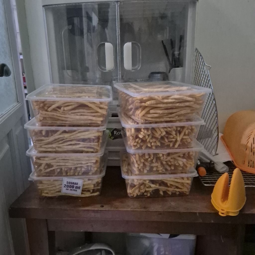 

CHEESESTICK EDAM KEMASAN THINWALL 400 GR