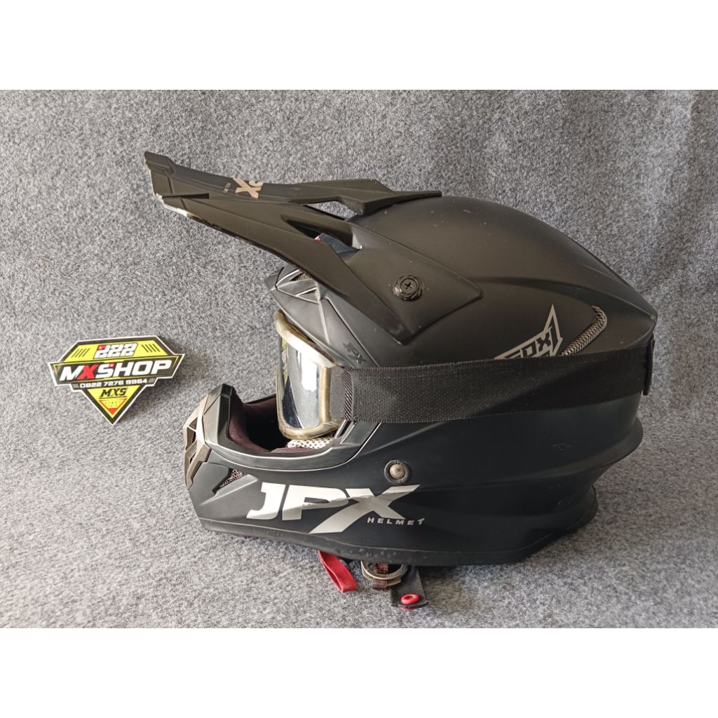 HELM JPX+GOGLE (bekas)