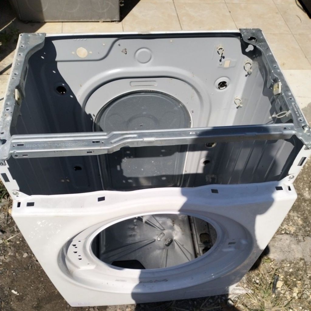 bodi mesin cuci samsung WW65H5200EW/SE