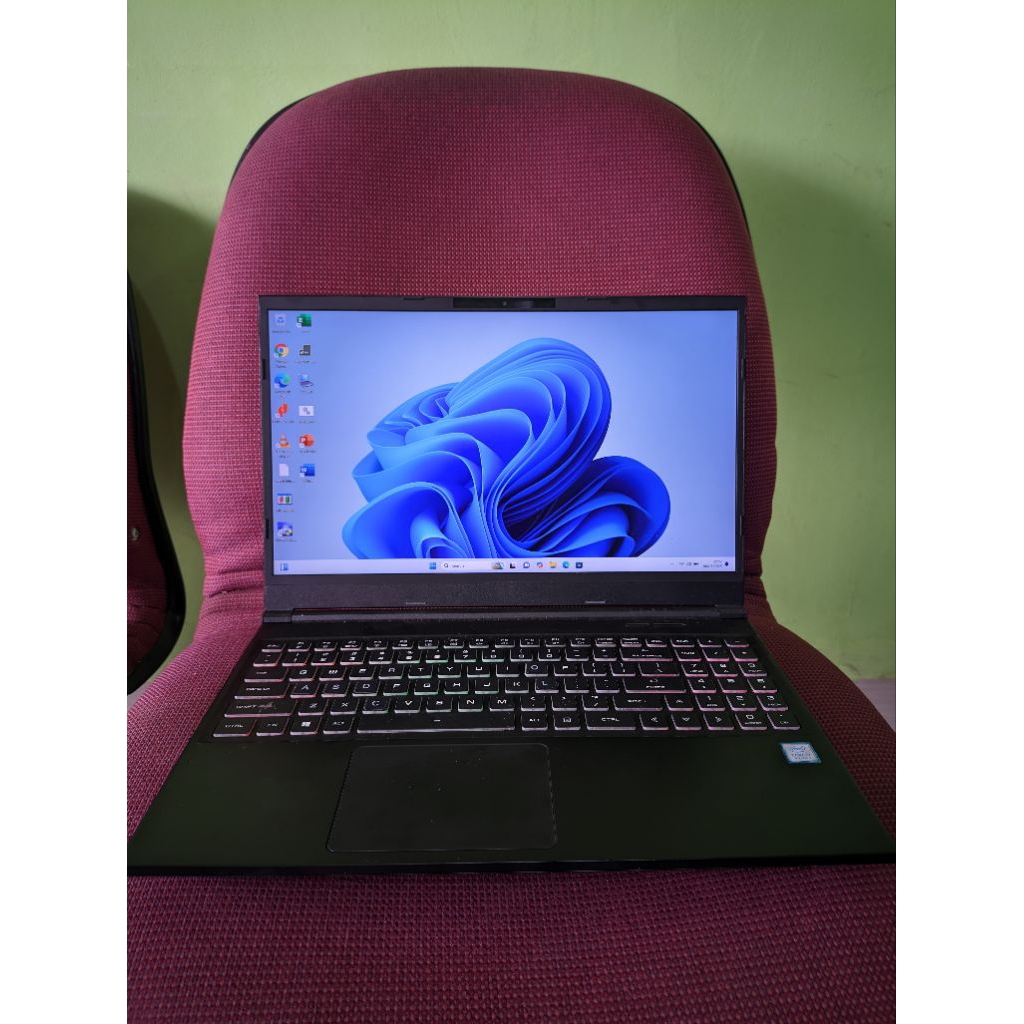 Aftershock Apex 15 Lite intel i7 9th gen ram 16gb ssd 512gb RTX 2060 6gb