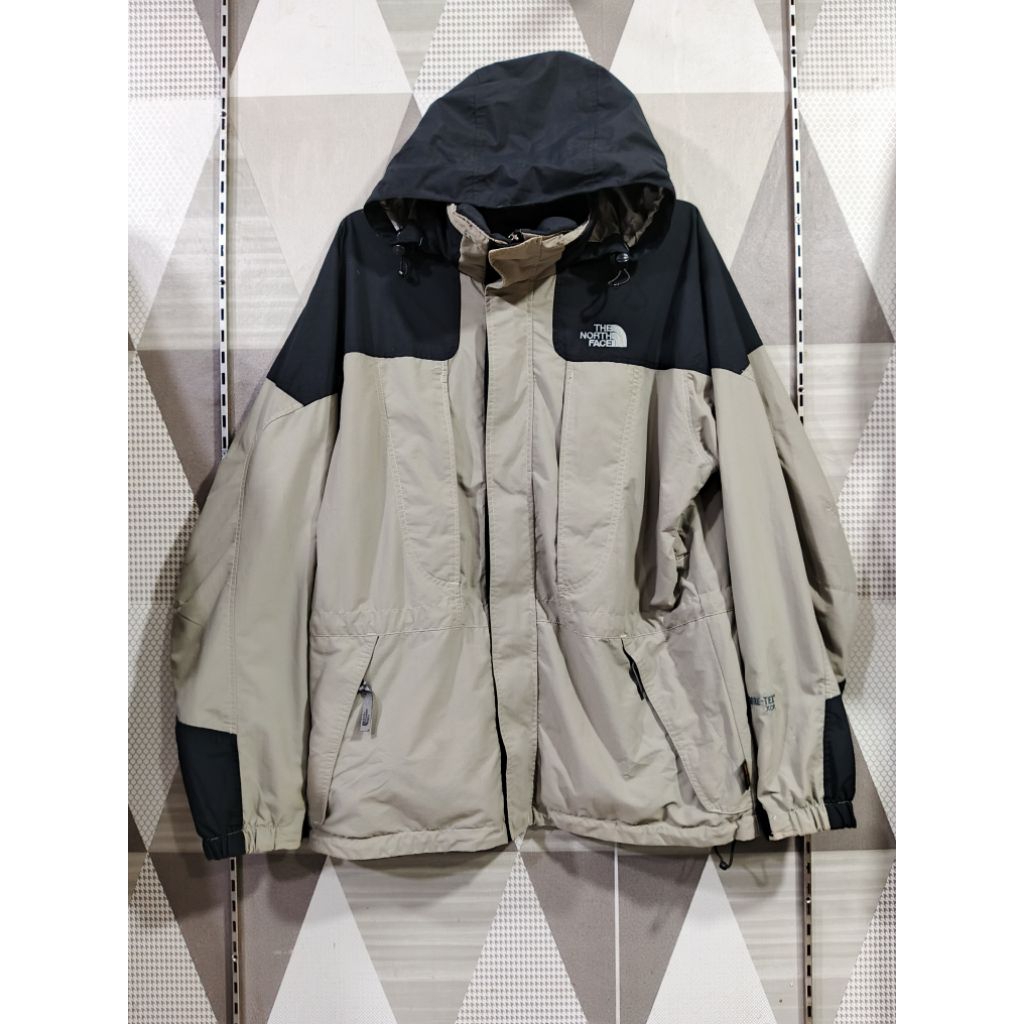 Jaket TNF Gore-Tex XCR Summit Series – ORIGINAL