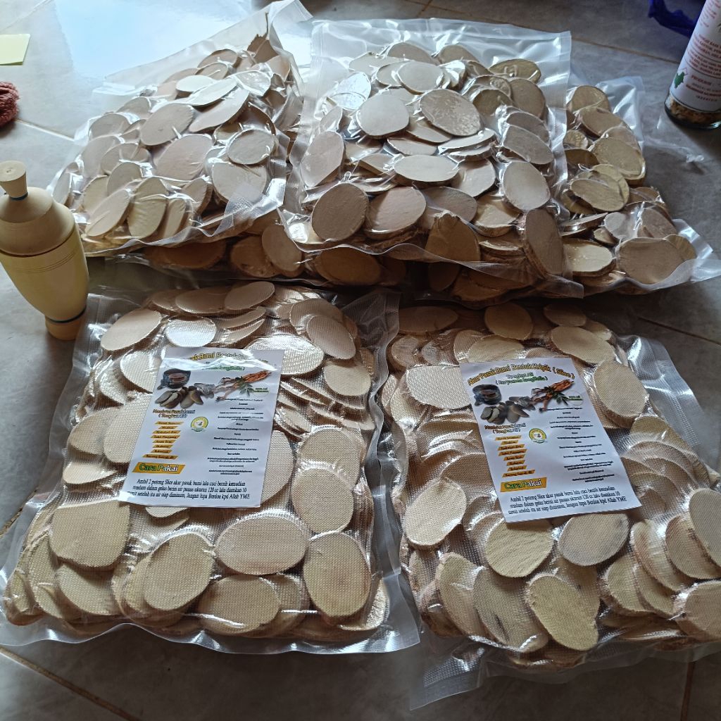 

Akar pasak bumi 500 Grm bentuk keripik ( Slice ) tongkat ali slice asli kalimantan