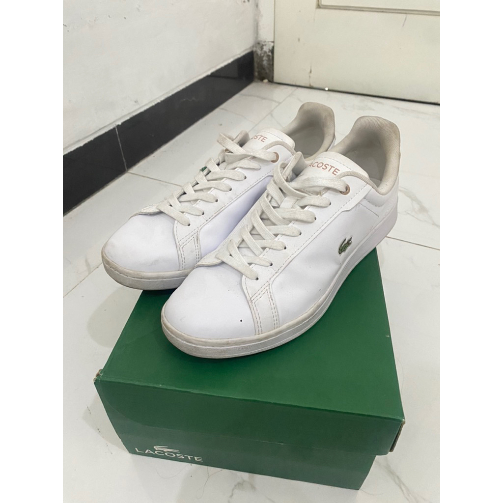 Preloved Sepatu Wanita Sneakers Lacoste