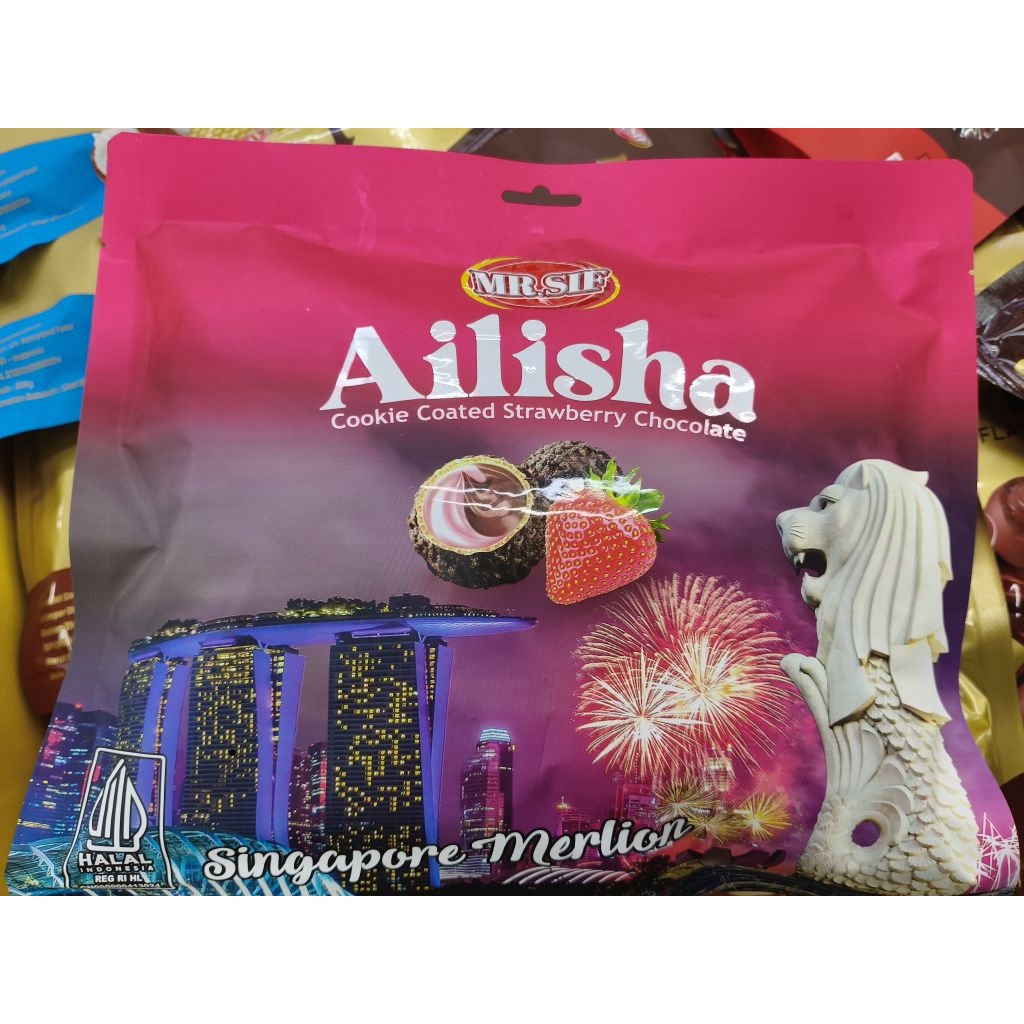 

Ailisha Singapore Cookie Coated Chocolate 200gram