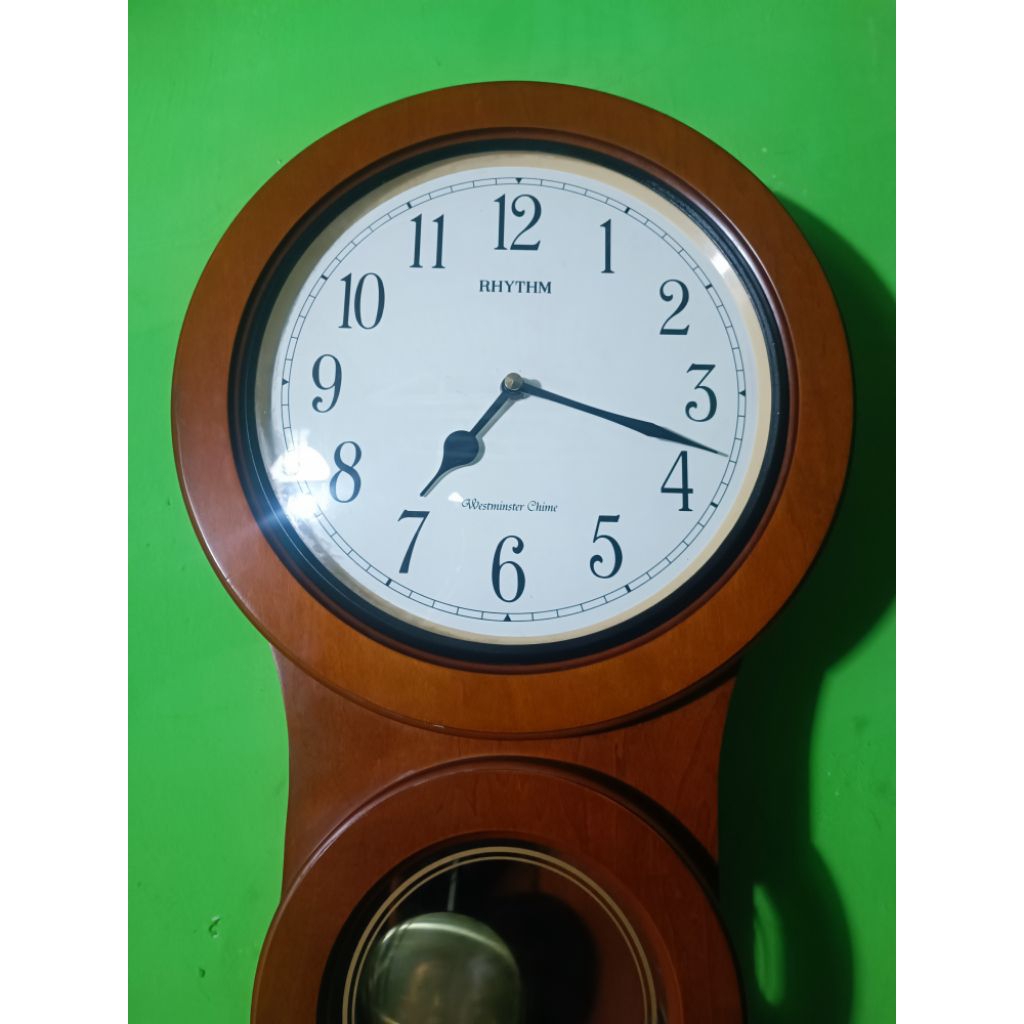 Jam Dinding merk Rhythm Japan Bunyi