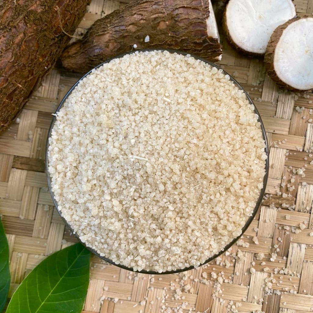 

Beras Singkong Oyek / Tiwul Terbuat dari Singkong 1KG 500Gram