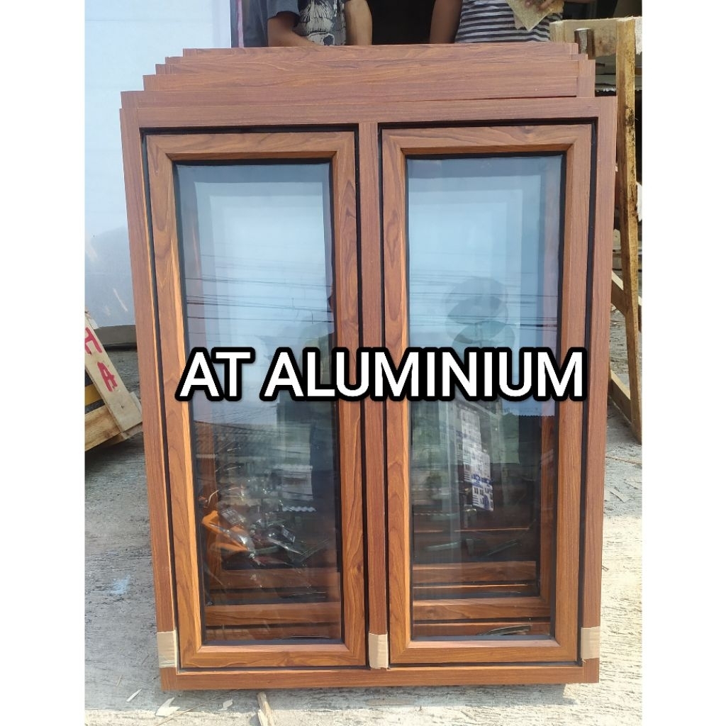 jendela serat kayu 100x160 aluminium
