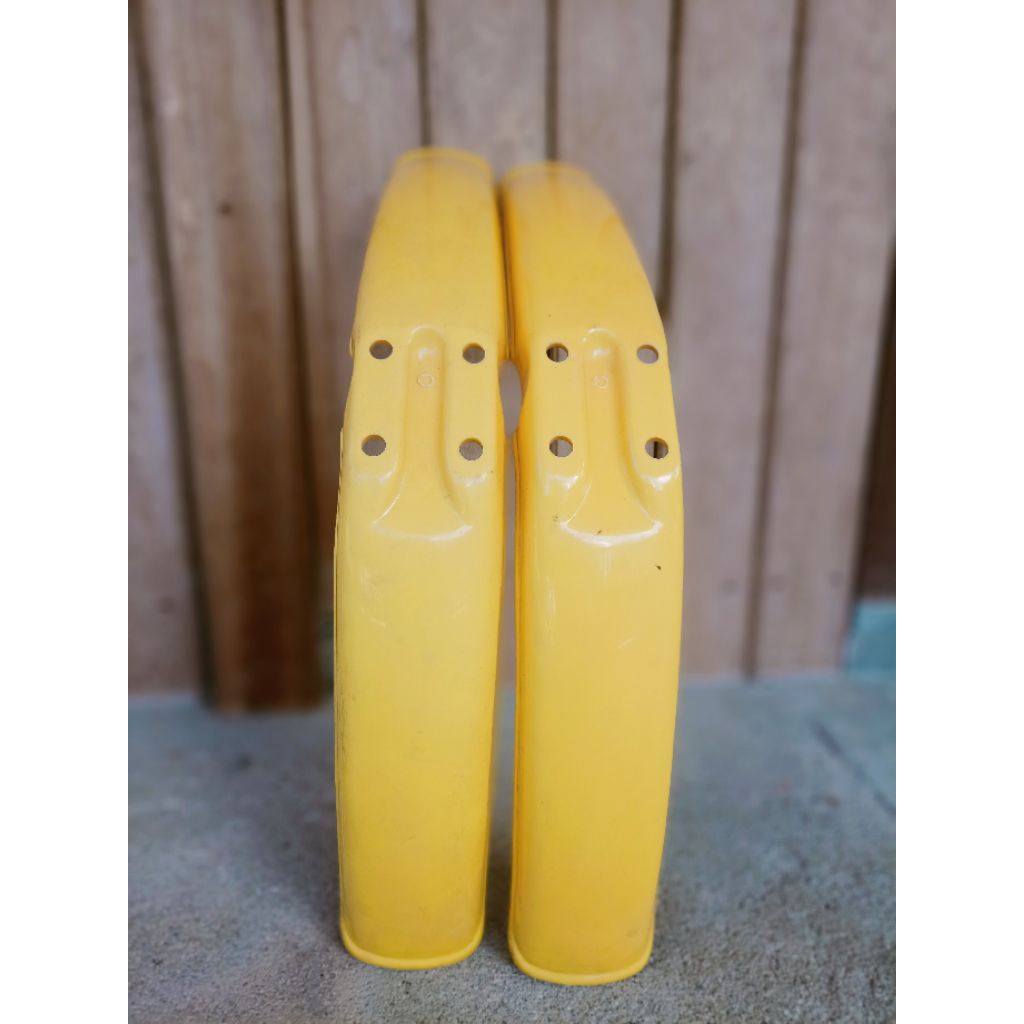 spakbor depan Yamaha dt 100 Yamaha YT 115