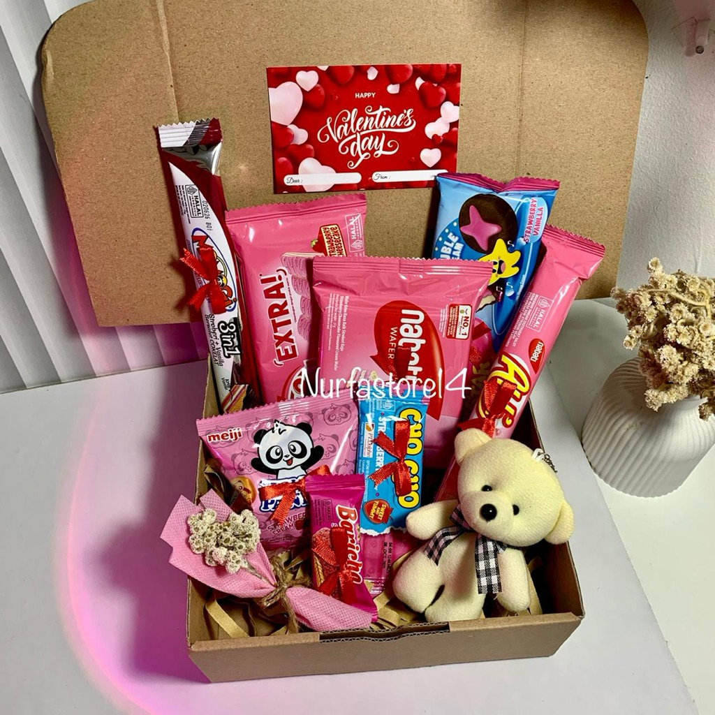 

Hampers Snack Makanan/Kado/Surprice/Gift box pacar/Hadiah Wisuda/Hadiah Ulang Tahun