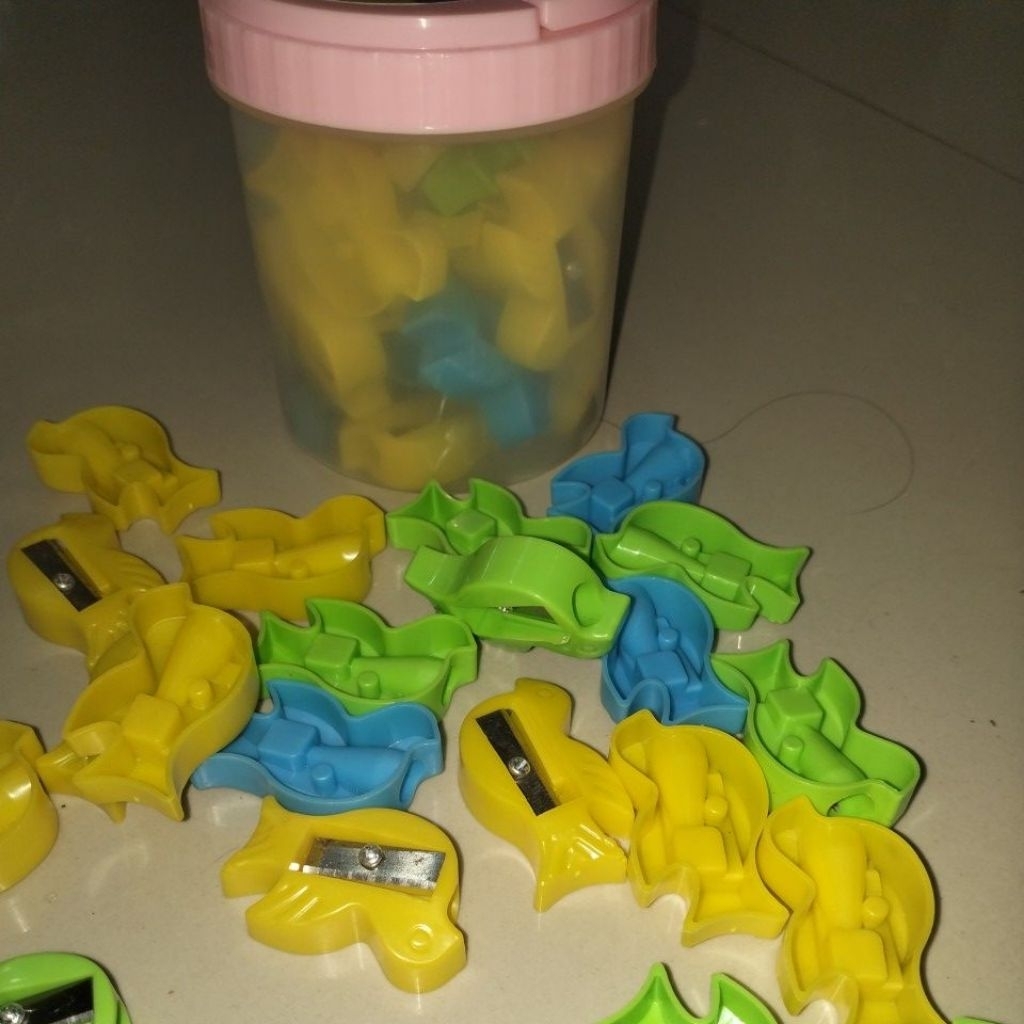 

Rautan 1 Toples Isi 24 pcs