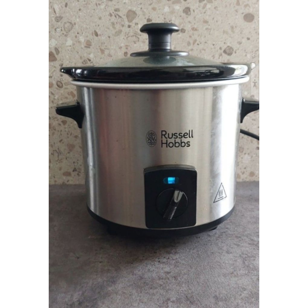 Slow cooker  Russell Hobbs 2liter