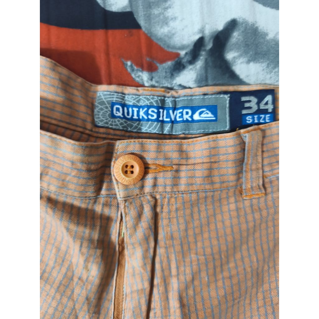 celana Quicksilver size 34 , orange. panjang celana 57
