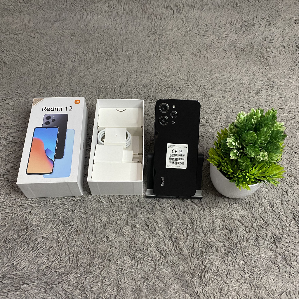 Xiaomi Redmi 12 8/128GB Second Fullset Bergaransi