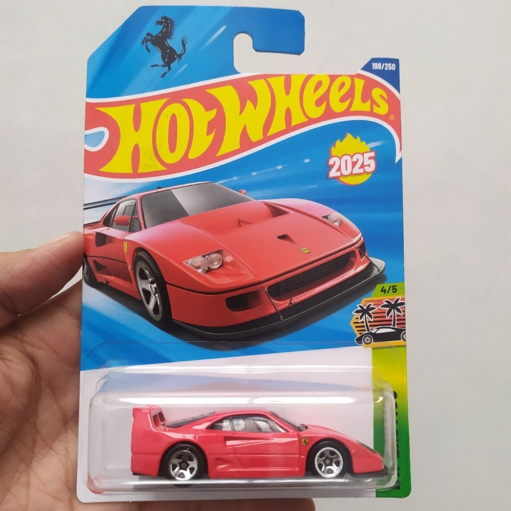Hot Wheels Ferrari F40 Competizione Red