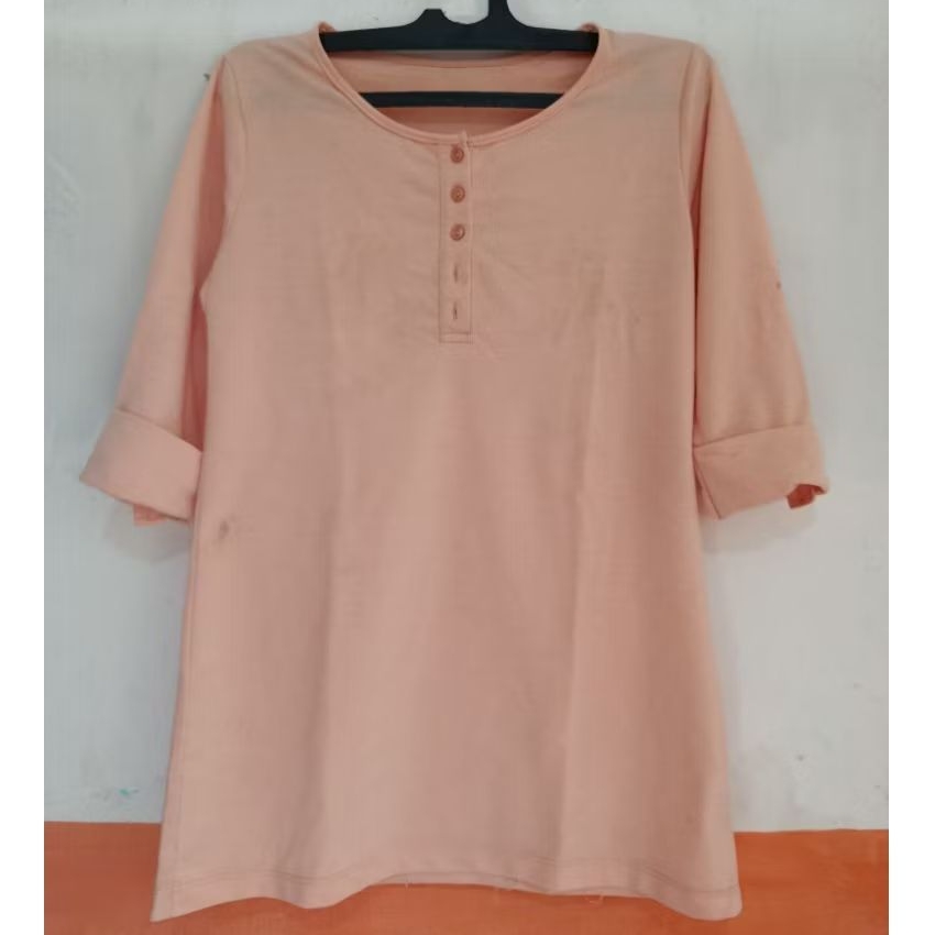 Kaos atasan / atasan wanita / kaos