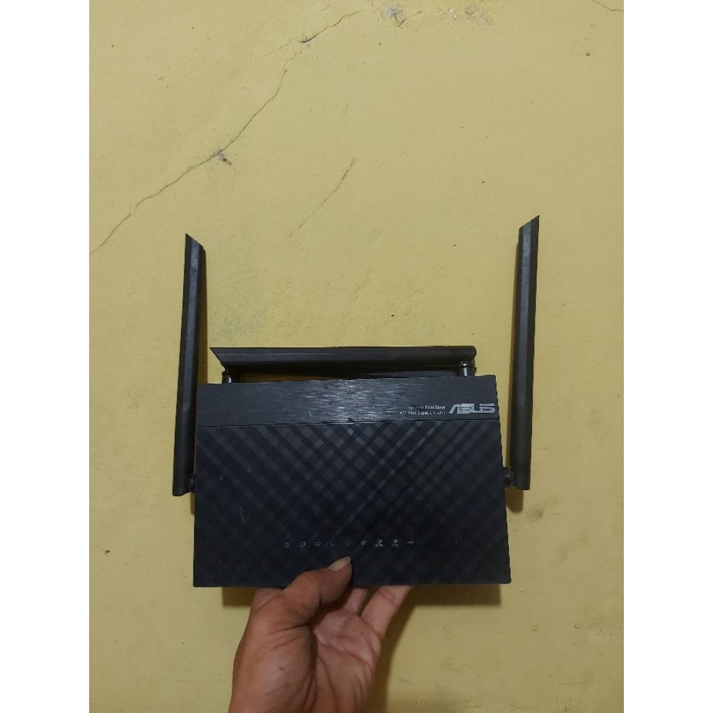 Asus RT-AC59U Dual Band Gigabit WI-FI Router