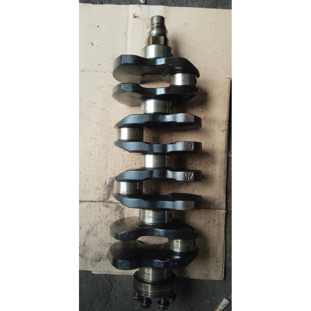 Cranshaft Kruk As Suzuki Futura 1.5 Karburator Futura 1.5 Injeksi Original Copotan