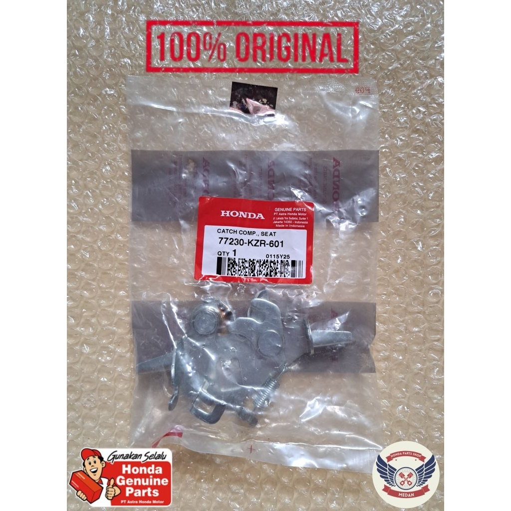 77230KZR601 Pengait Jok Pitting Capit Lawan Kunci Sadel - Vario 125 Injeksi FI Old KZR