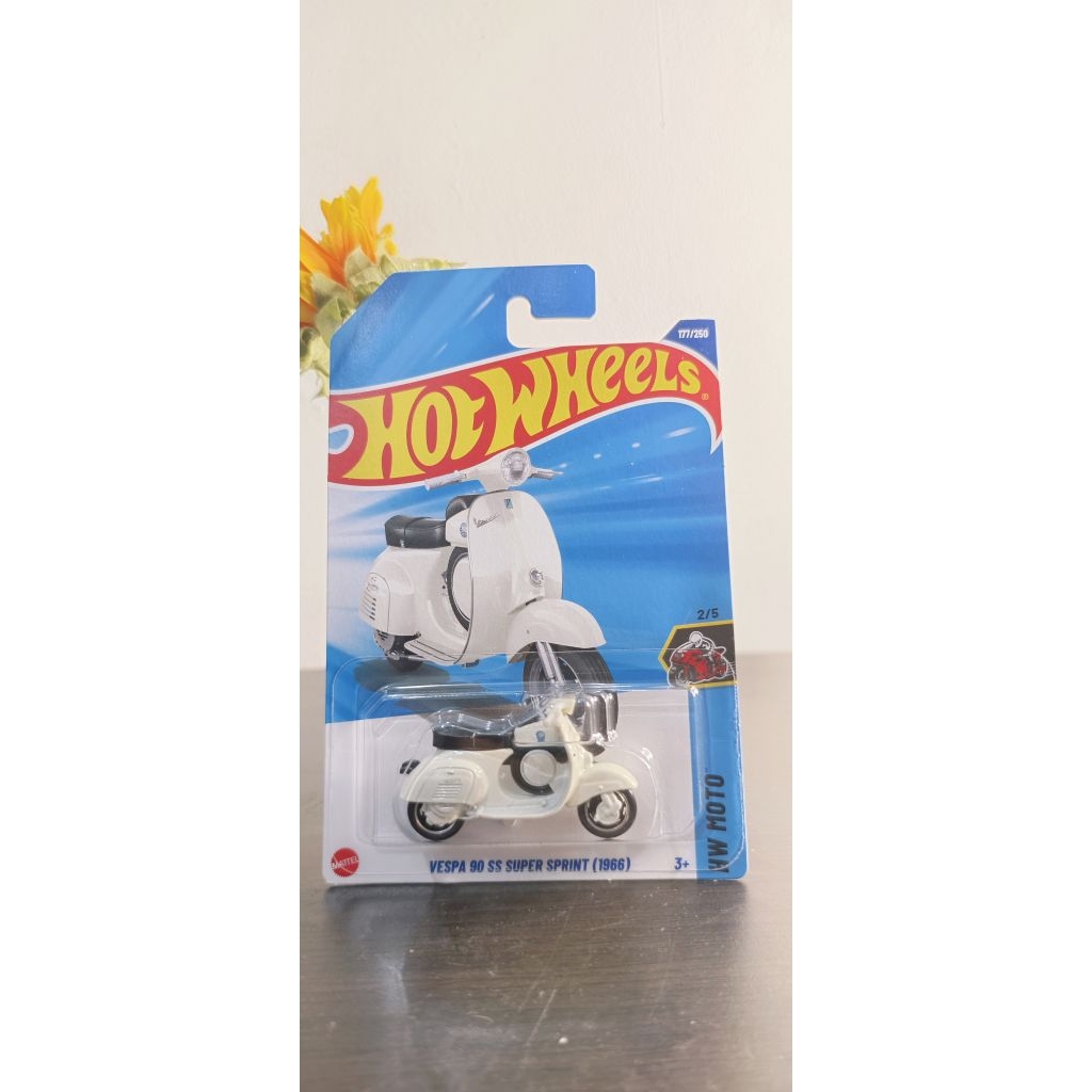 HW Reguler Vespa Super Sprint 1966