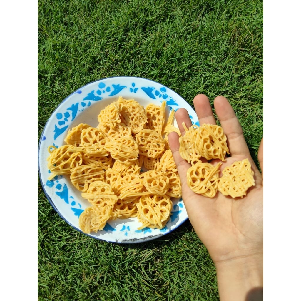 

Kerupuk Palembang Mentah Ukuran Sedang | OMITECH All Variant