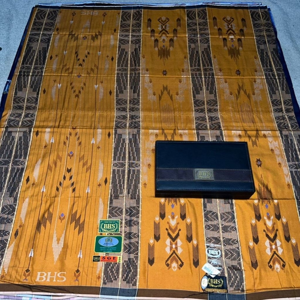 Sarung BHS Spunsilk SGE Gold Lawas Coklat Kayu Full Sutra Spunsilk 210 Jahitan Tengah ATBM Limited
