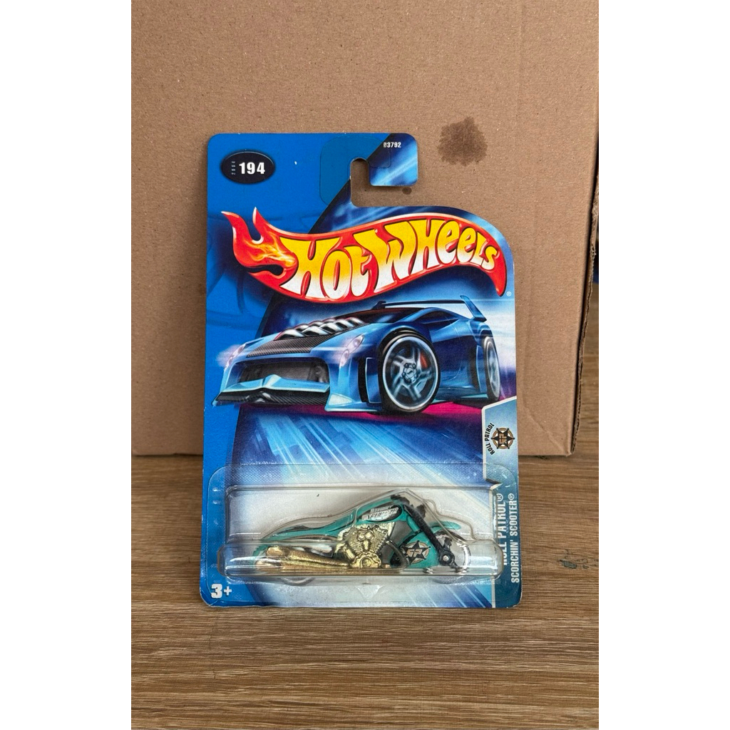 scorchin scooter roll patrol hot wheels 2004