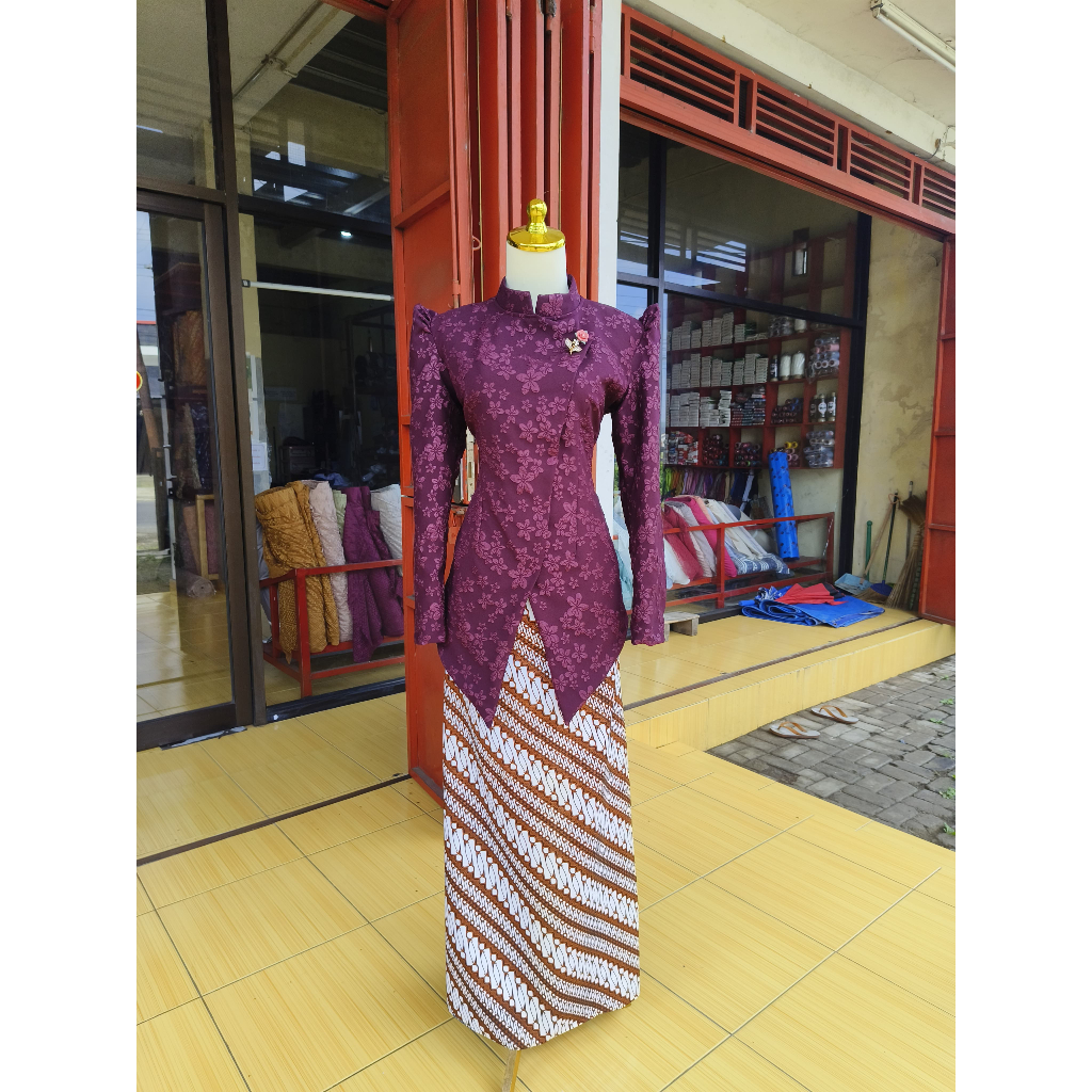 ATASAN KEBAYA JANGGAN SUDAH JADI HARGA SUDAH TERMASUK ONGKOS JAHIT