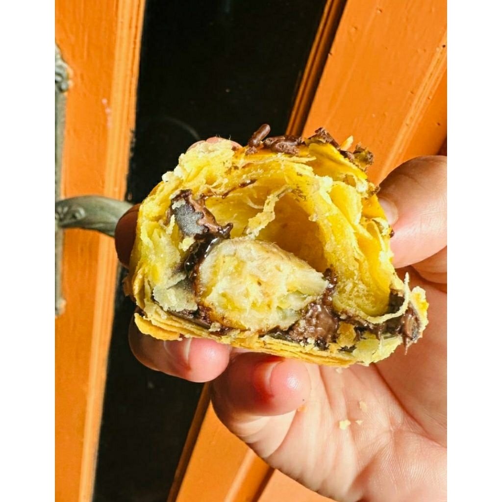 

Bolen/pisang/isi/cokelat/lumer/premium