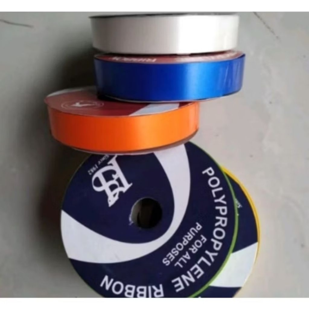 Pita kado sendaren layangan