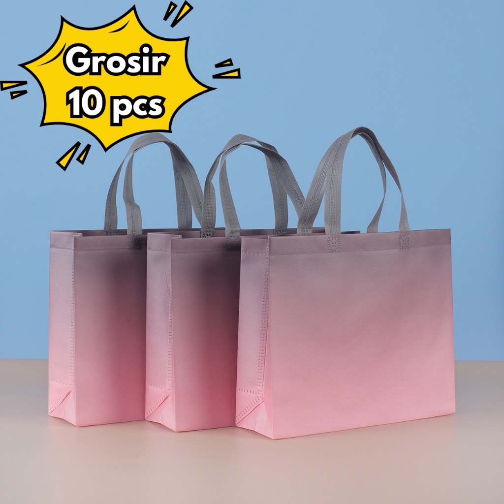 

10PCS Grosir Stock Tersedia Tas Spunbond Handle | Goodie Bag | Tote Bag | Souvenir | Hampers |untuk Toko Baju| Selamatan Haji Khitan Ultah Wedding 28x20x10 32x27x10 43x32x10 47x36x10