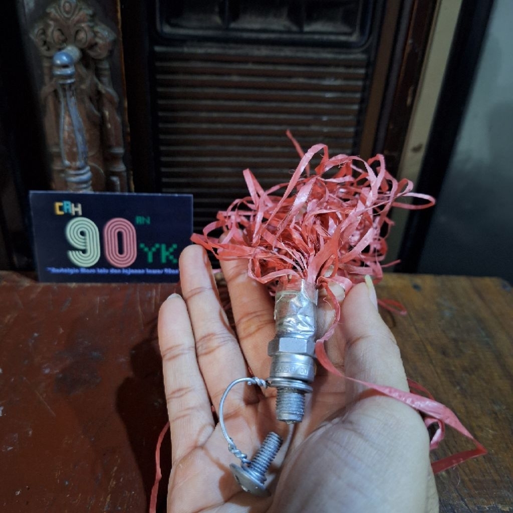 DOBLIS BUSI kecil 1pcs SILVER. Mainan M3rc00n Lempar Warna Perak Anak 90an MURAH 1biji TANPA P3LUUUR