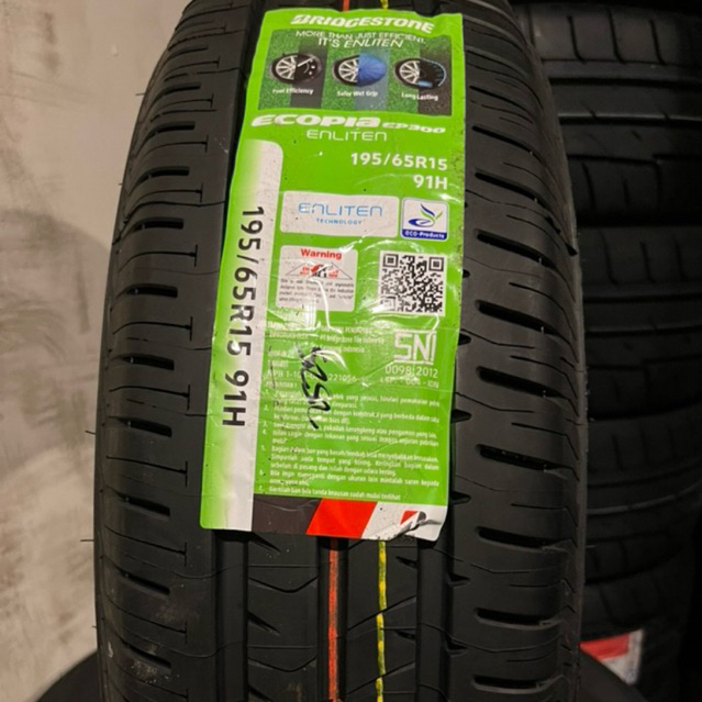 Ban bridgestone 195/65R15 ecopia ep300 ( suzuki apv luxio nav1 avanza xenia )