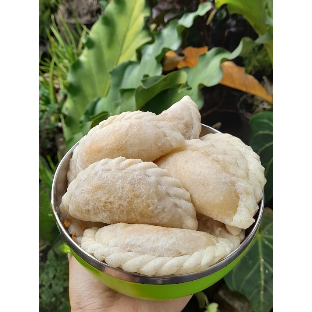 

Cireng Isi Ayam Suwir Pedas