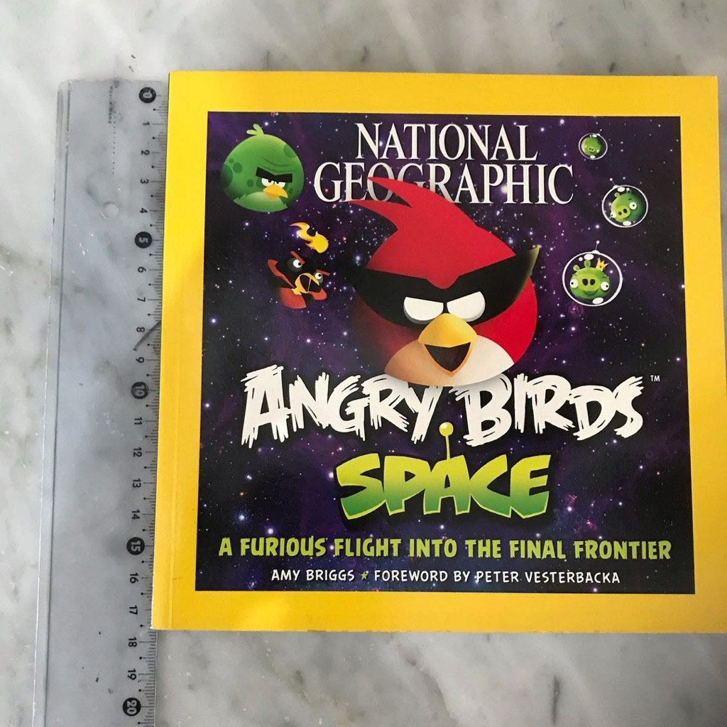 National Geographic Special Edition = Angry Birds : Space