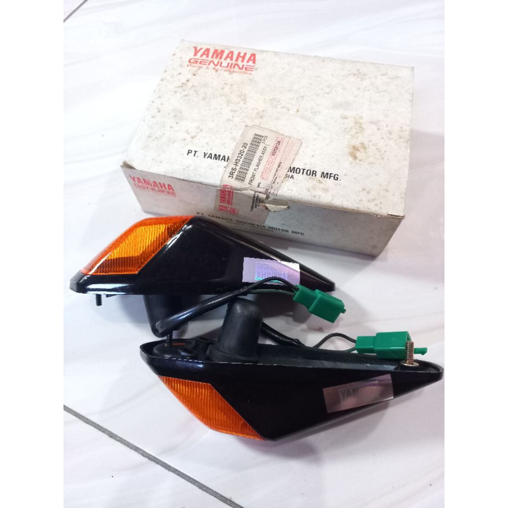 Lampu Sein Depan Lampu Sen Assy Rzr Original