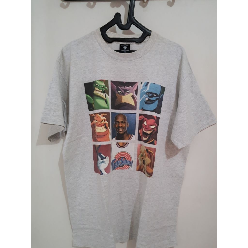 WB Vintage prelove warner bros