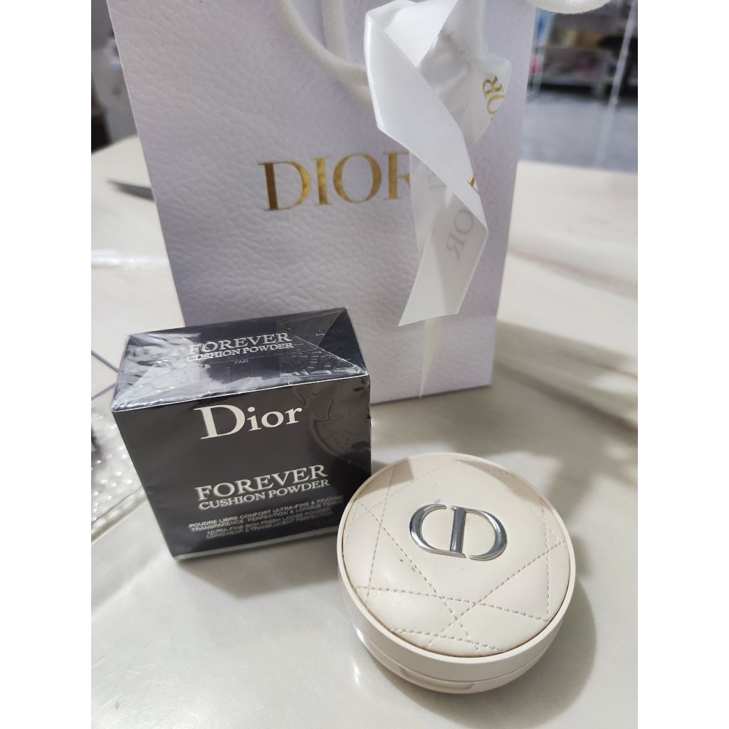 Dior forever .cushion powder